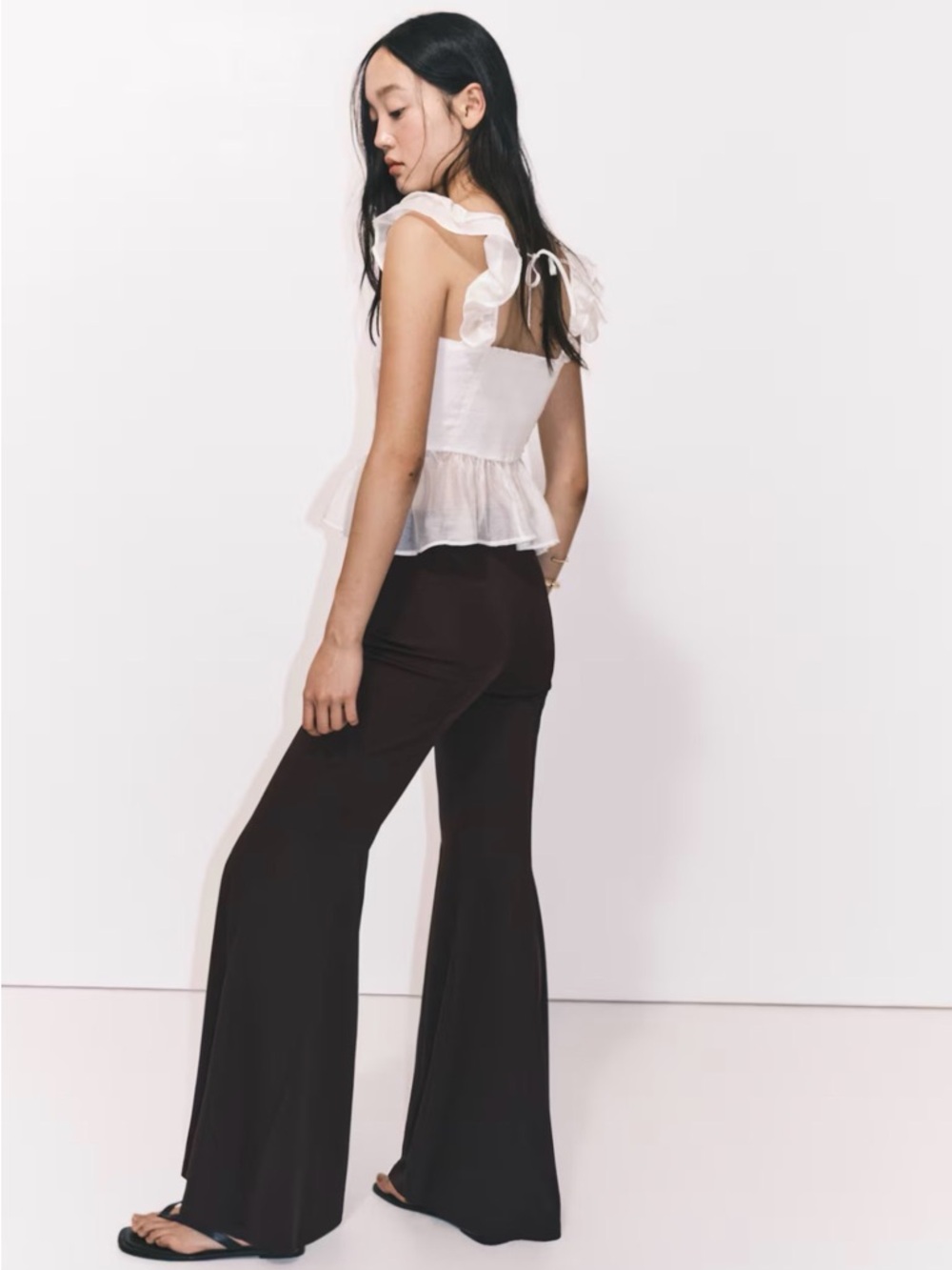 Women’s High-Waist Flared Pants in Black